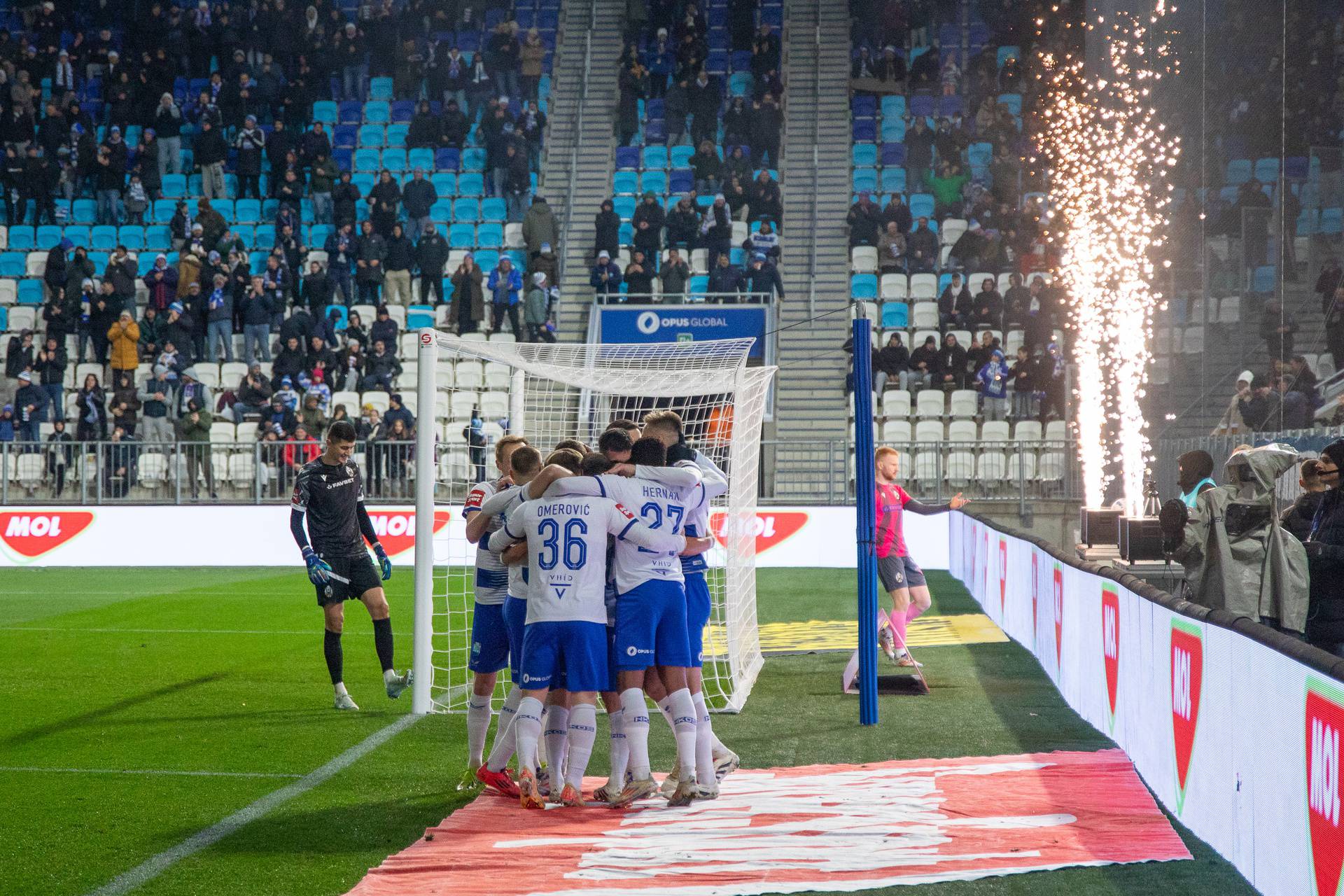 Osijek: NK Osijek i NK Lokomotiva u utakmici 16. kola Prve HNL