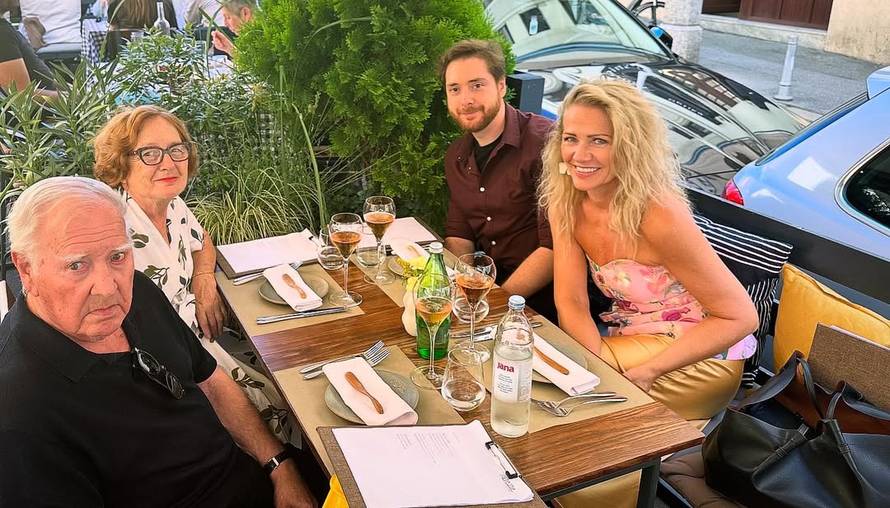 Kolar otkrila obiteljski ritual: Mlađahne ptičice zaključile su da su im djeca dobro uspjela