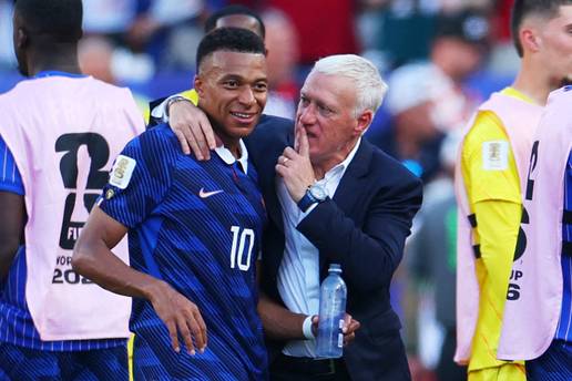 Didier Deschamps: Strahovao sam da &cacute;e ozlijediti Mbapp&eacute;a...