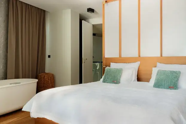 FOTO Prekrasna vila na Hvaru dobila je nagradu za dizajn - neprimjetno uranja u okoliš