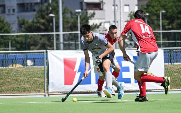 Zagreb: Hokej na travi, HAHK Mladost protiv HK Concordia 1906