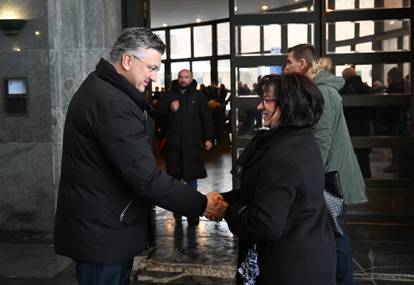 FOTO Brojni prijatelji i obitelj oprostili su se od Emila Vukova, stigao i premijer Plenković