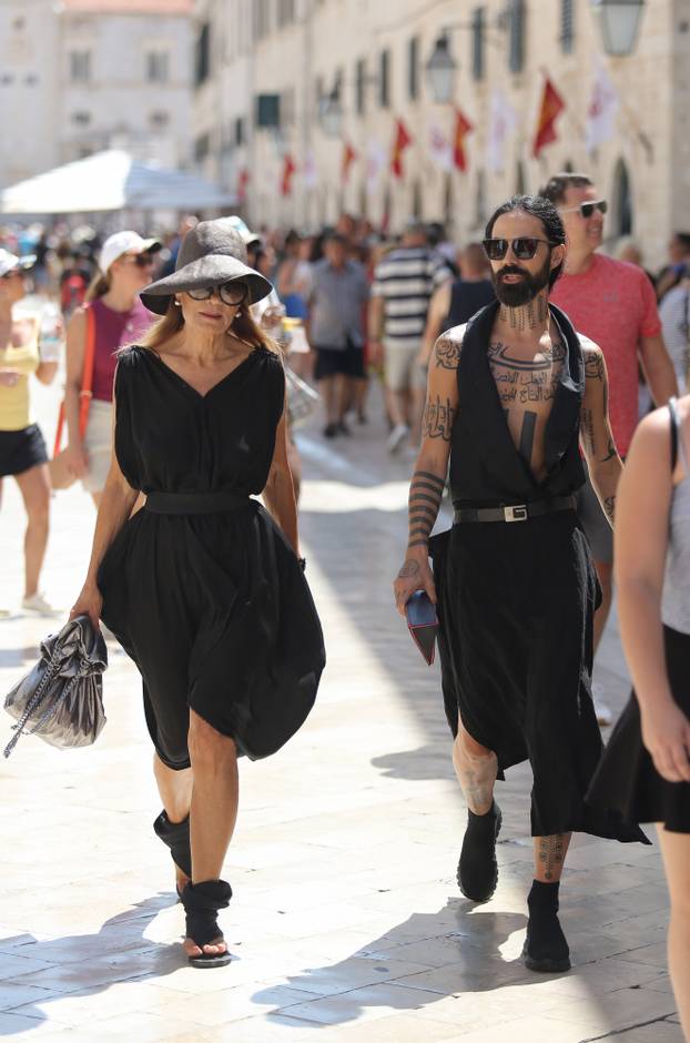 Dubrovnik: Đurđa Tedeschi i Božo Vrećo prošetali Stradunom