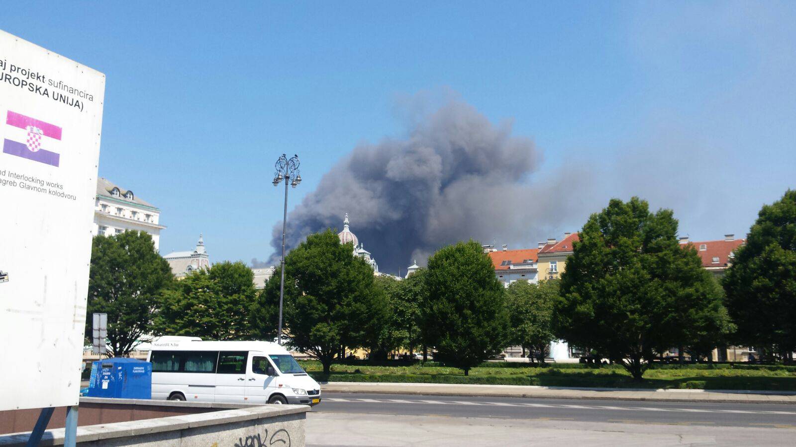 Četvero kolabiralo: Vatrogasci u borbi s vatrom i dehidracijom