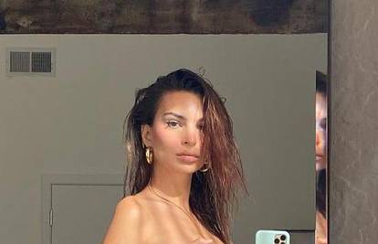 Emily Ratajkowski povodom Dana žena objavila fotografije na kojima pozira potpuno gola