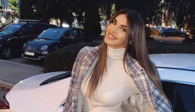 FOTO Koga ljubi Petković? Bila je to ljubav na prvi intervju, Iva ga je zavela pred kamerama