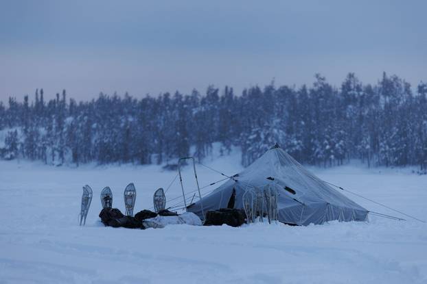 Canadian troops conduct arctic operations