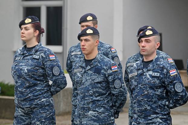 FOTO Novi hrvatski marinci primili su svoje beretke: Prošli intenzivnu integracijsku obuku
