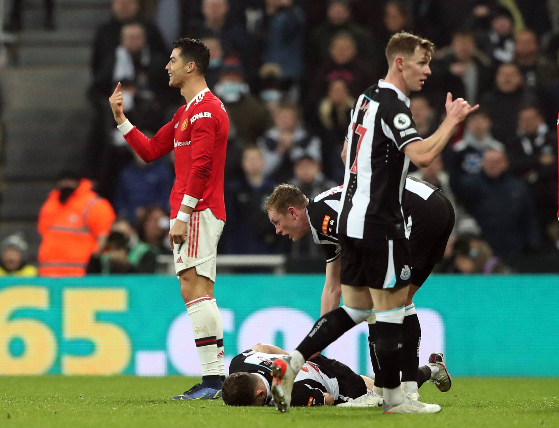 Premier League - Newcastle United v Manchester United