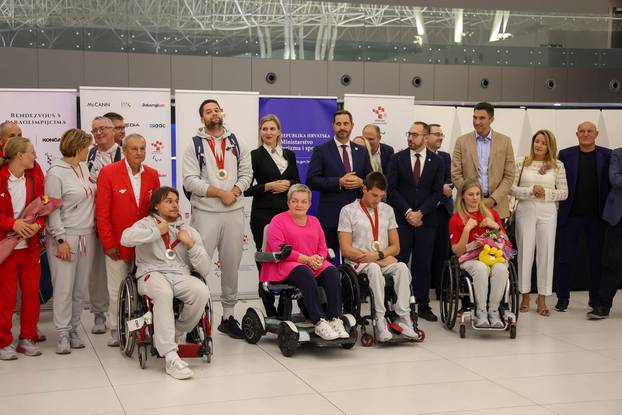 Zagreb: Doček hrvatske paraolimpijske delegacije u zračnoj luci Franjo Tuđman