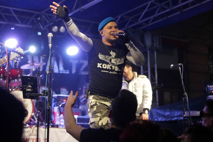 Pogledajte kako se Nova čekala u Zagrebu, Splitu, Zadru...