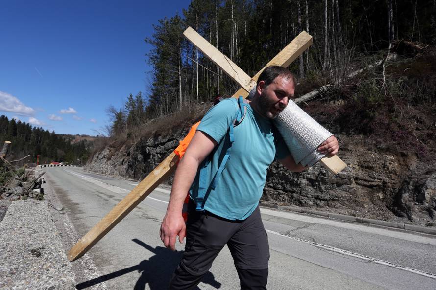 'Ako nemamo za djecu, onda ne možemo ni kupovati avione'