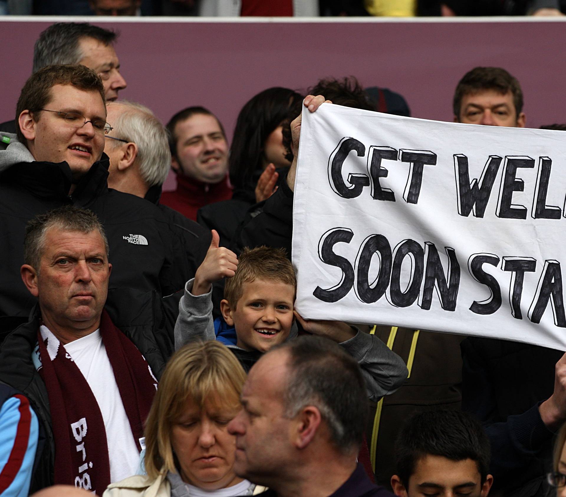 Soccer - Barclays Premier League - Aston Villa v Chelsea - Villa Park