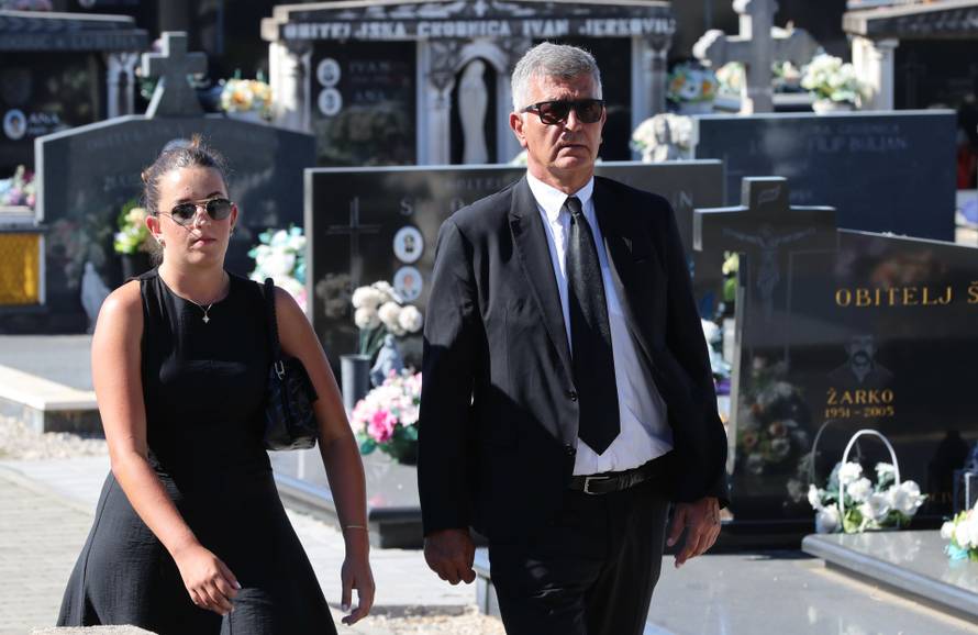 Zmijavci: Posljednji ispraćaj Ivana Gudelja