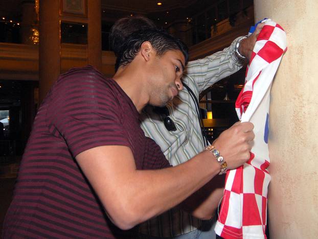 ARHIVA - 2009. Zagreb: Okupljanje hrvatske nogometne reprezentacije u hotelu Sheraton