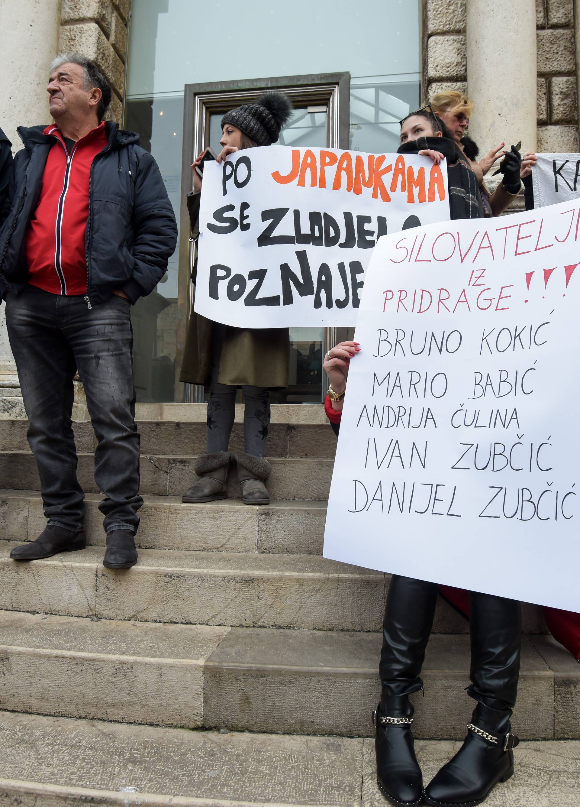 Zadar: Prosvjed graÄana protiv puÅ¡tanja Darka KovaÄeviÄa na slobodu