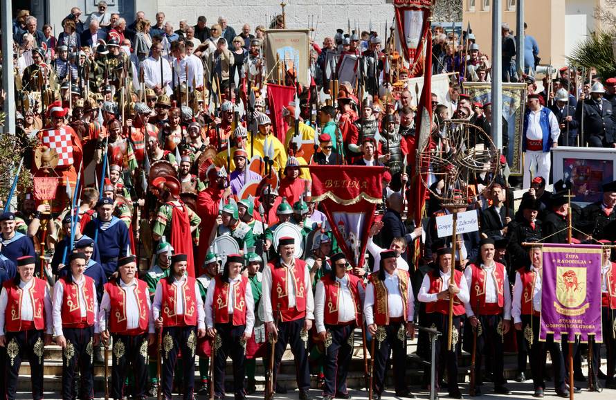 Katuni : Tradicionalni 25. Hrvatski festival žudija
