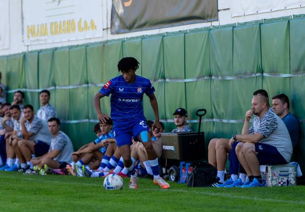 Senj: NK Nehaj proslavio 105. rođendan prijateljskom utakmicom protiv Dinama