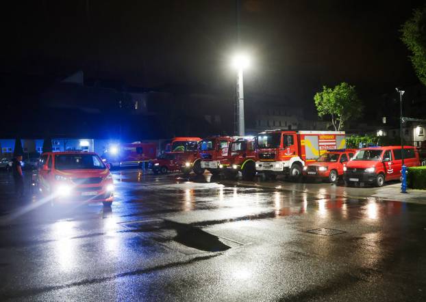Zagreb: Vatrogasci krenuli na Korčulu gasiti požar