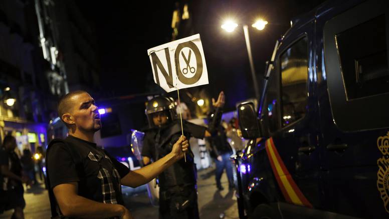 Španjolska: Prosvjed stotina tisuća ljudi na ulicama Madrida