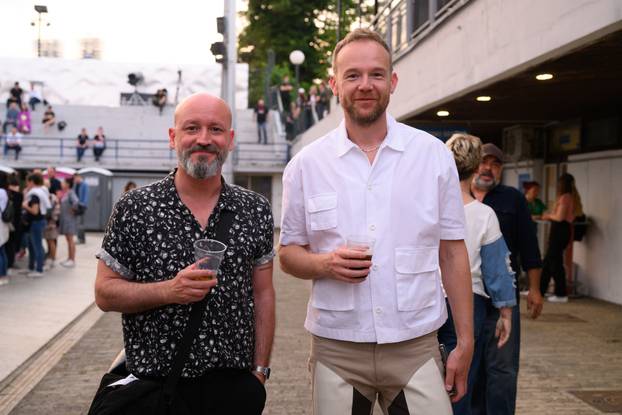 Zagreb: Slavljenički koncert grupe Vatra povodom 25 godina profesionalne karijere