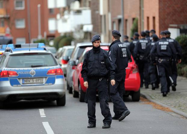 Arrests near Aachen after Paris terrorist attacks