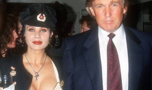 Ovo su sva lica Melanije Trump: Rijetko vi&dstrok;ene gole fotografije popularne prve dame Amerike