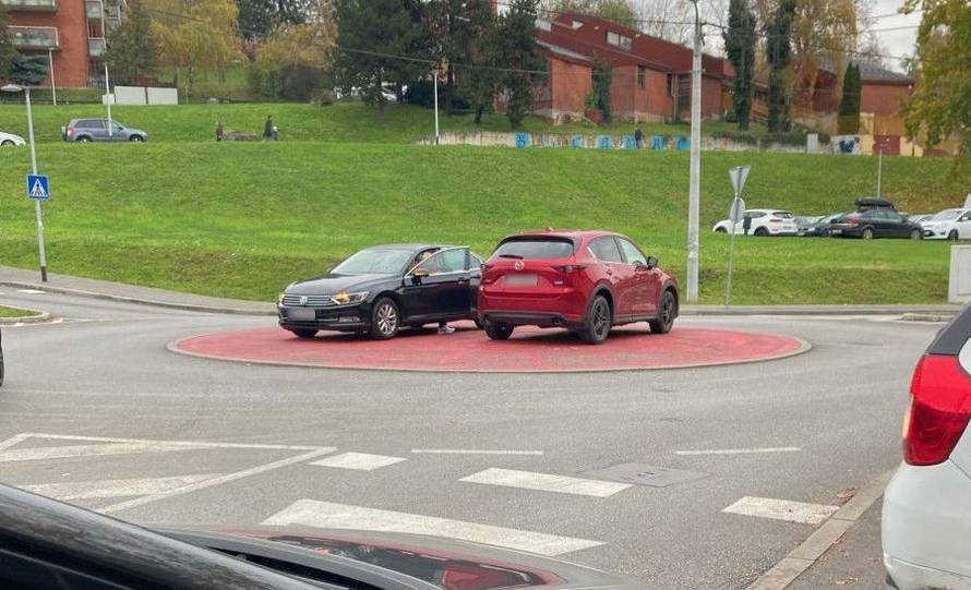 Ovo još nismo vidjeli! Parkirali na Svetom Duhu, trudnica je u šoku: 'Ja se nisam toga sjetila'