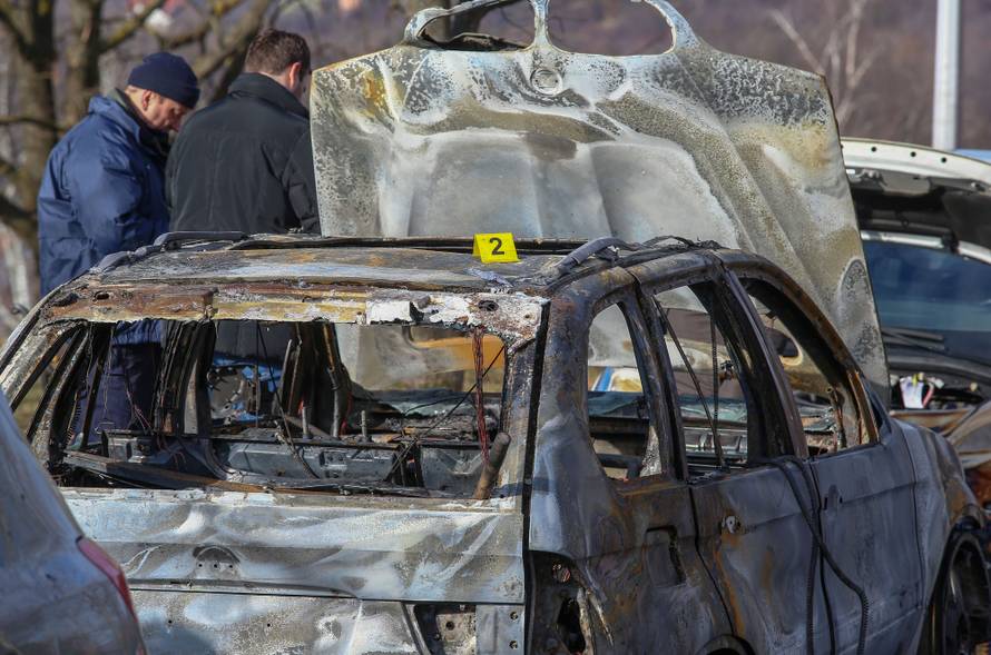 Eksplozija u Zagrebu: 'To nije prvi put, auto je skroz izgorio'