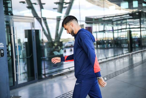 Zagreb: Odlazak hrvatske nogometne reprezentacije u Prag 