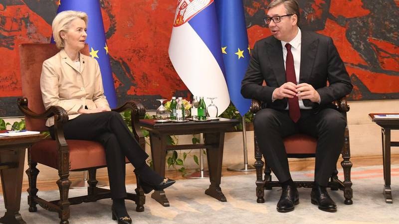 Ćuti, bre i slušaj! Von der Leyen u programu uživo oprala Vučića