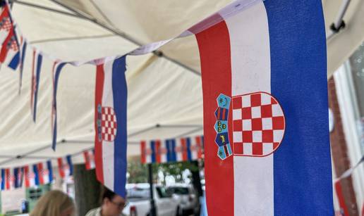 FOTO Zagreb ili Alexandria? Evo kako su hrvatske zastavice preplavile glavnu ulicu grada