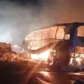 Više od 40 mrtvih u stravičnoj nesreći u Meksiku. Od autobusa ostao samo metalni okvir...