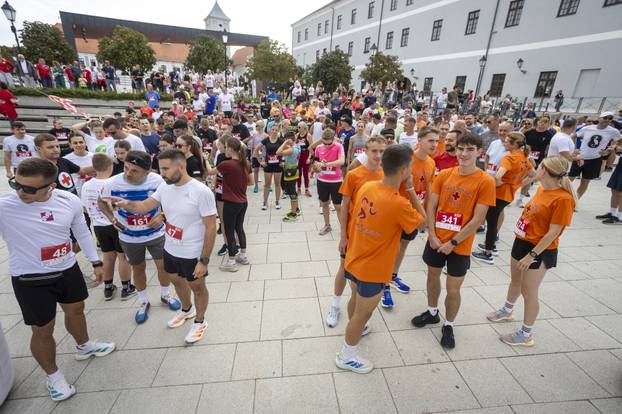 Osijek: Humanitarna utrka "Pretrči 5 za Pokret"