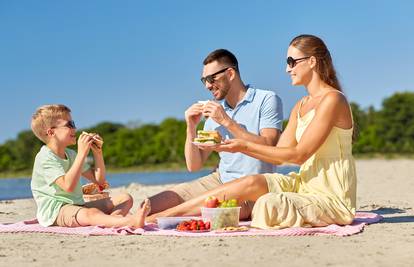 Ovu hranu izbjegavajte nositi na plažu - može vam naštetiti