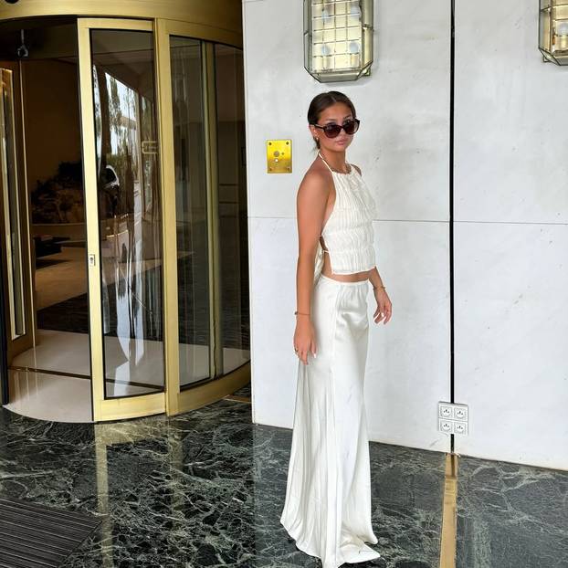 FOTO Šveđanka napravila vrući ljetni transfer. Alice spremna za avanturu na obali Mediterana