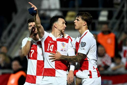 U&Zcaron;IVO Hrvatska - Kolumbija 1-1: Livakovi&cacute; nas spa&scaron;ava paradom
