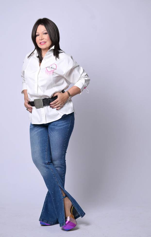 Zagreb: Pjevačica Neda Ukraden