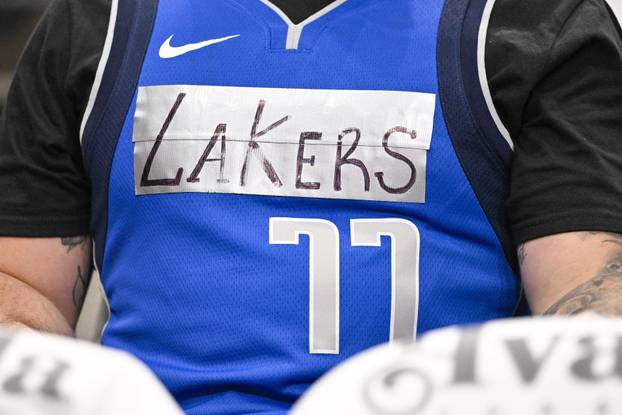 NBA: Los Angeles Lakers at Dallas Mavericks
