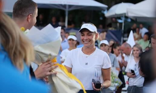 Hingis i s 45 godina oduševila u meču protiv Vekić, a Donnu su po Osijeku vozili u Neveri