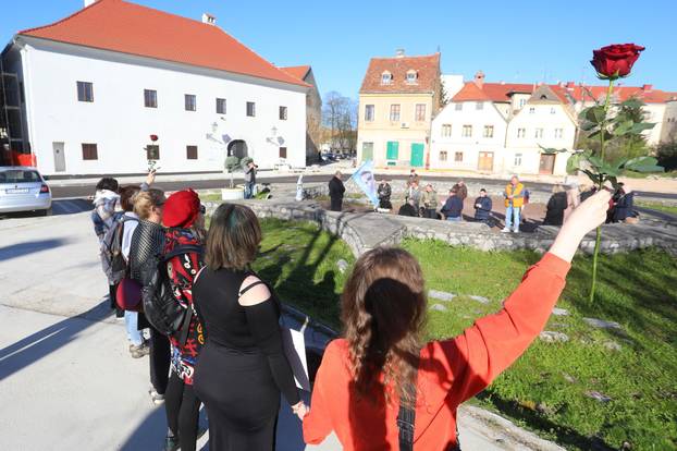 Tiha misa Arijane Leki? Fridrih i Inicijative Feministika u Karlovcu