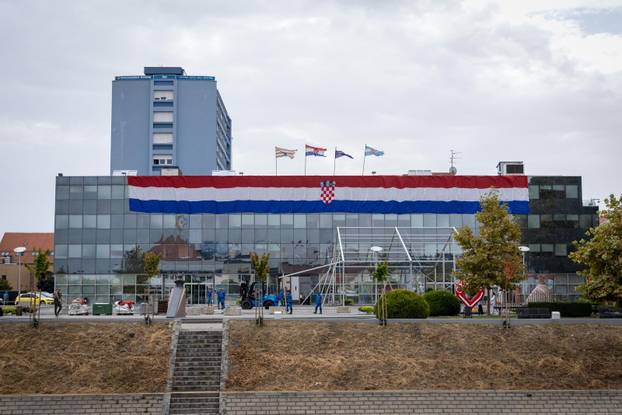 Vukovar: Atmosfera u gradu uoči koncerta Marka Perkovića Thompsona