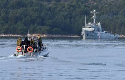 U moru viškog akvatorija pronašli su tijelo muškarca