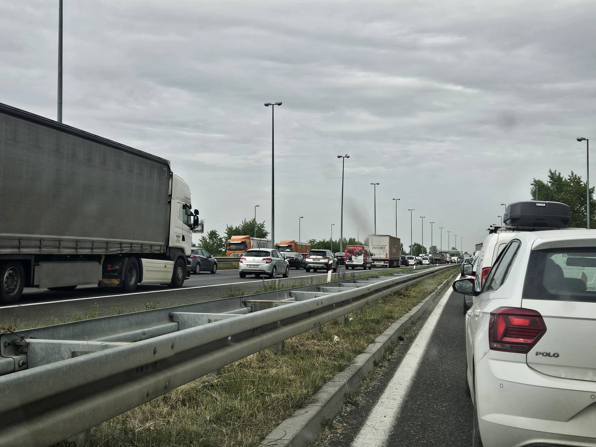 VIDEO Kaos u prometu zbog radova: Na zagrebačkoj obilaznici vozi se usporeno