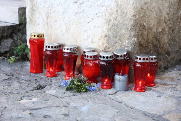 Šibenik je zavijen u crno nakon tragedije na svadbi, ljudi pale svije?e