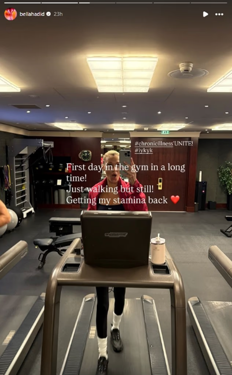 Bella Hadid pronašla je snagu nakon borbe s bolešću: 'Samo hodam, ali vraćam izdržljivost'