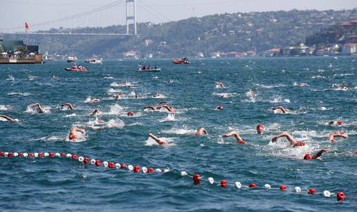 Šok u Turskoj: Ruski plivač je nestao na utrci preko Bospora