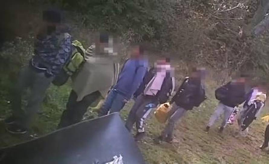 Tajne snimke: Hrvatska policija ilegalno protjeruje migrante?