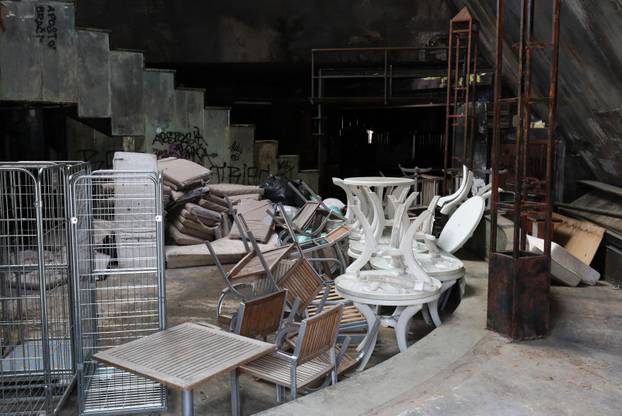 Pula: Propadanje pulske ljepotice Piramide