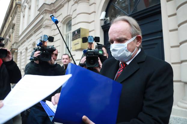 Zagreb: Branimir Glavaš u DORH predao otvoreno pismo Glavnoj državnoj odvjetnici